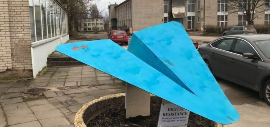 Schoolchildren from the Leningrad region erected a monument to Telegram - Leningrad region, Telegram, Monument