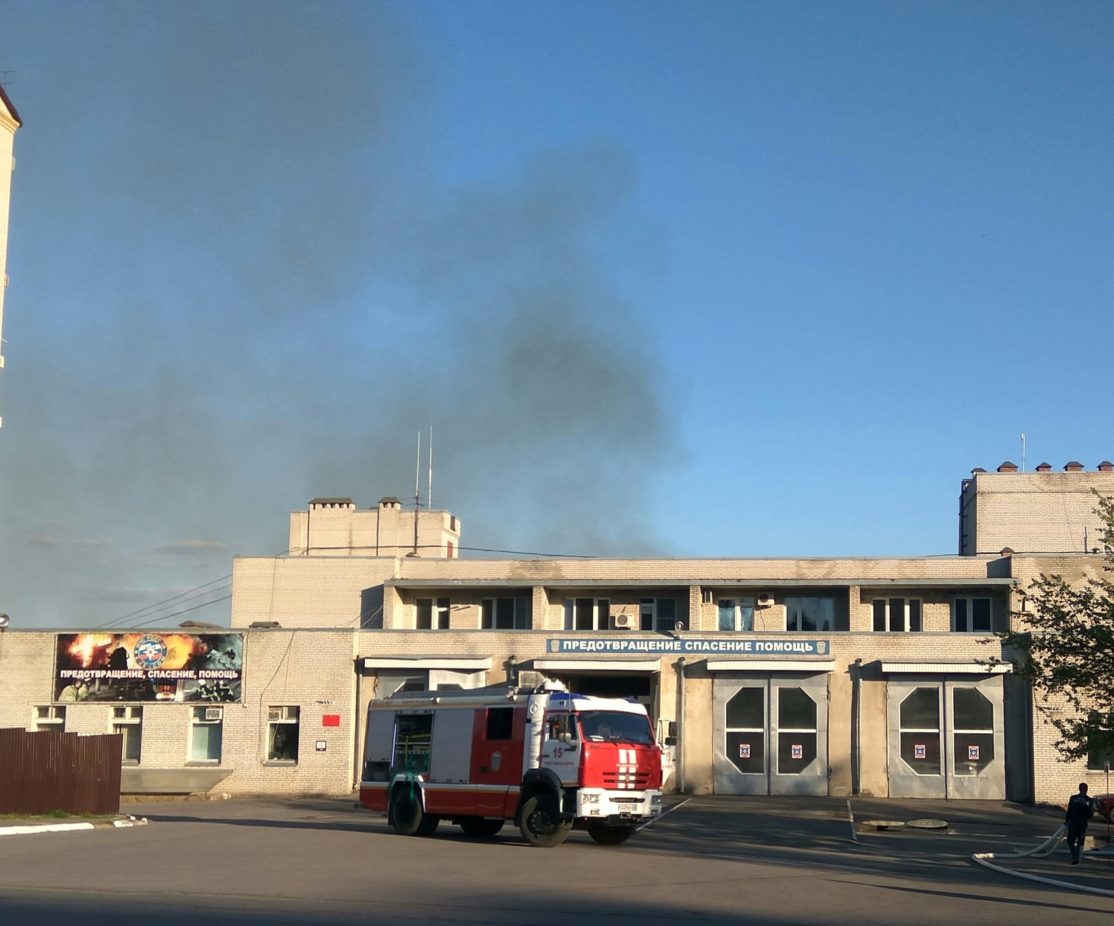 Пожар у пожарных | Пикабу