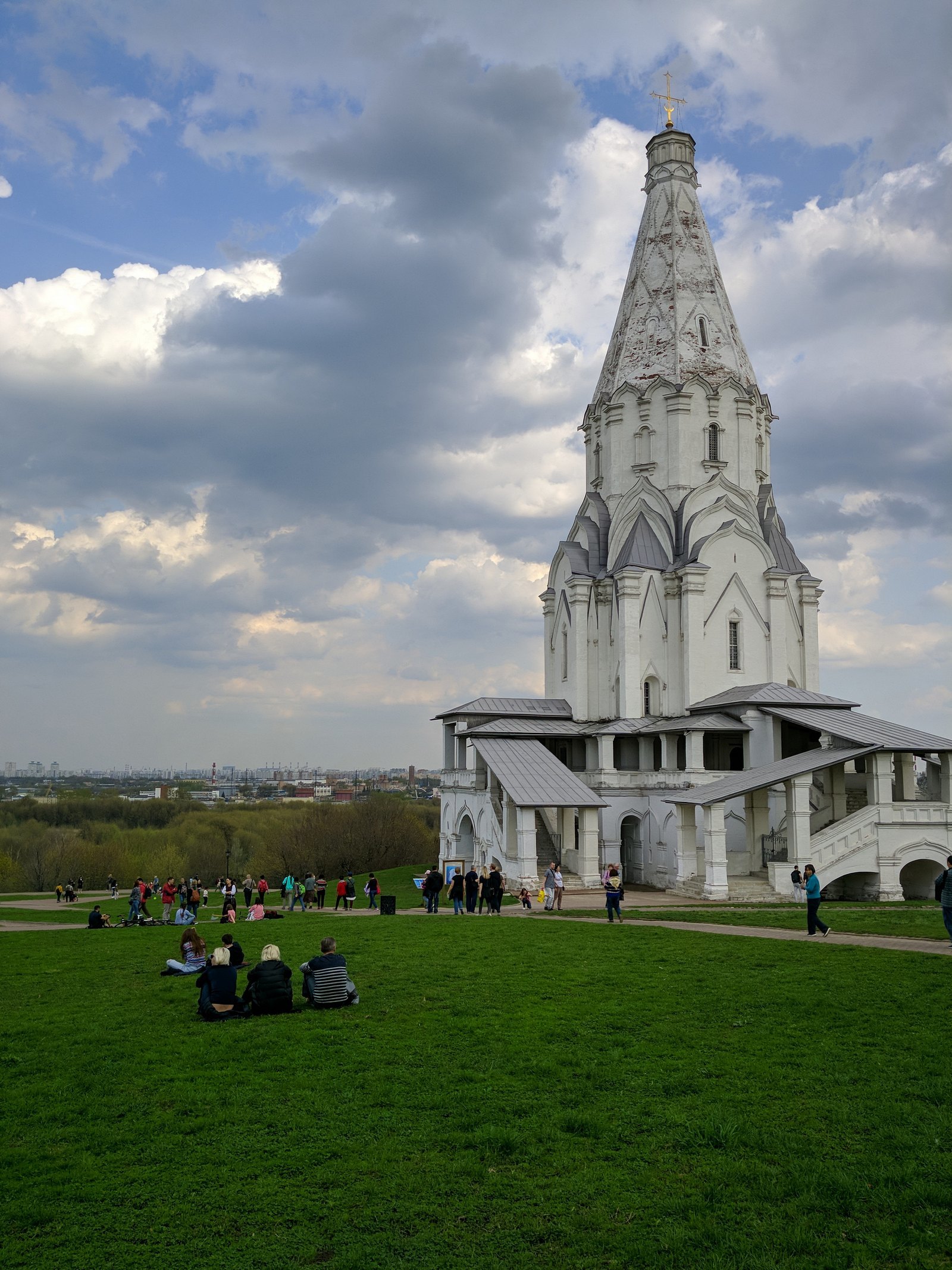 Walk in Kolomenskoye - My, Spring, Kolomenskoe, Mobile photography, Moscow, LG G6, Longpost