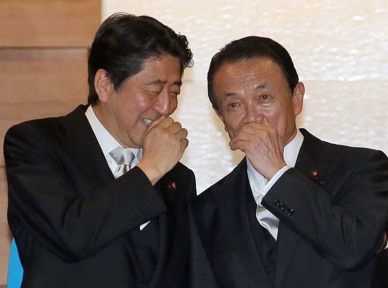 Great Man Abe Shinzo and Manga Otaku Aso Taro - My, Recommendations, Politics, Story, Japan, HSE, Syria, China, Longpost