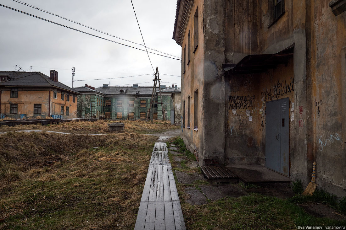 Murmansk: cursed city (I. Varlamov) part 3. - Murmansk, Ilya Varlamov, Darkness, Mat, Travels, Livejournal, Longpost