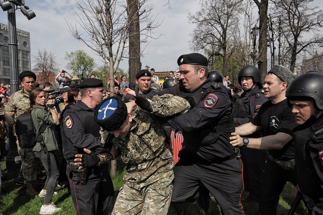 Cossacks who beat with whips participants of the action on May 5 were punished with flogging - Politics, Cossacks, Police, Flogging, RBK