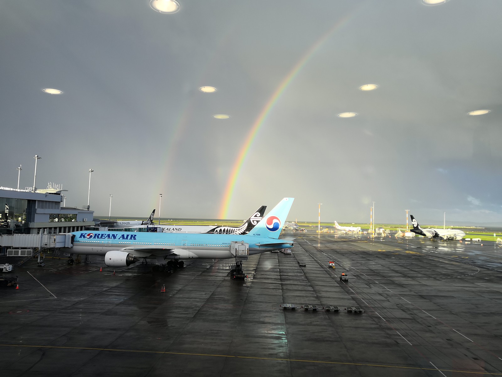 Double rainbows are not uncommon in New Zealand. - My, Rainbow, beauty, After the rain