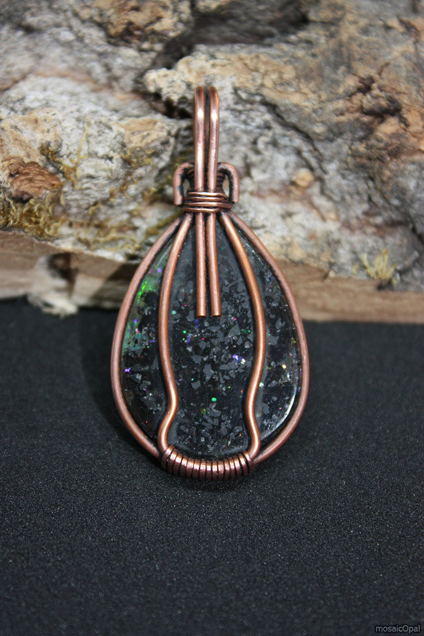 Pendant with natural opals in copper wire (double post) - My, Needlework without process, Opal, Epoxy resin, Wire wrap, Bijouterie, Jewelry, Opal, Gems, Longpost