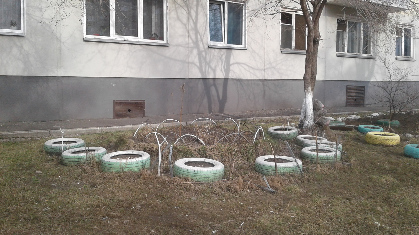 Universiade 2019 in Krasnoyarsk is coming soon. tire disaster - My, Universiade 2019, Tires, Beautification, Krasnoyarsk, Longpost