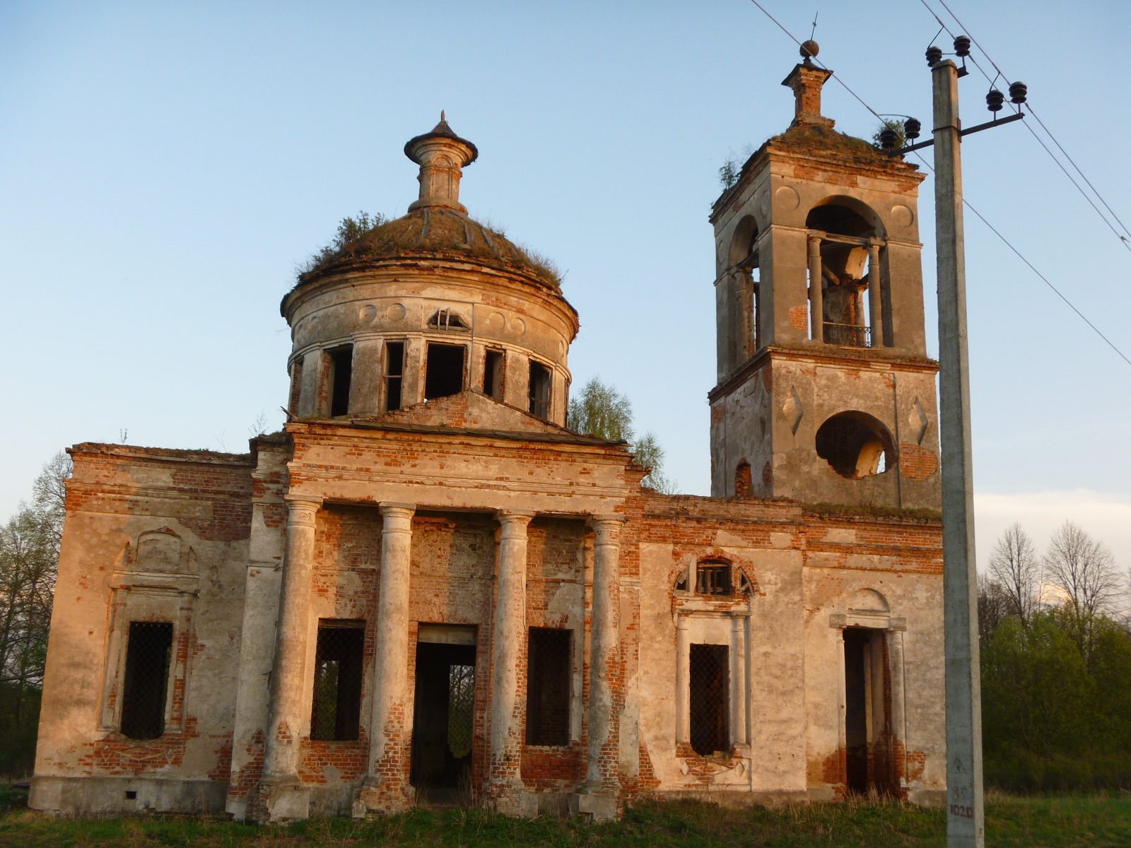 Заброшенная Церковь Великополье