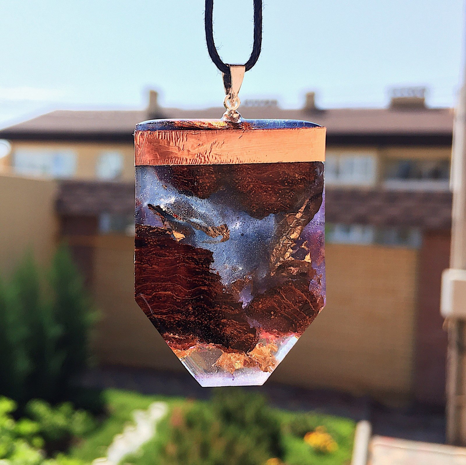 Pendant Wreckage of a pirate ship - My, Epoxy resin, Pendant, Tree, Mica, Zolotaya Potal, Macro photography, Longpost