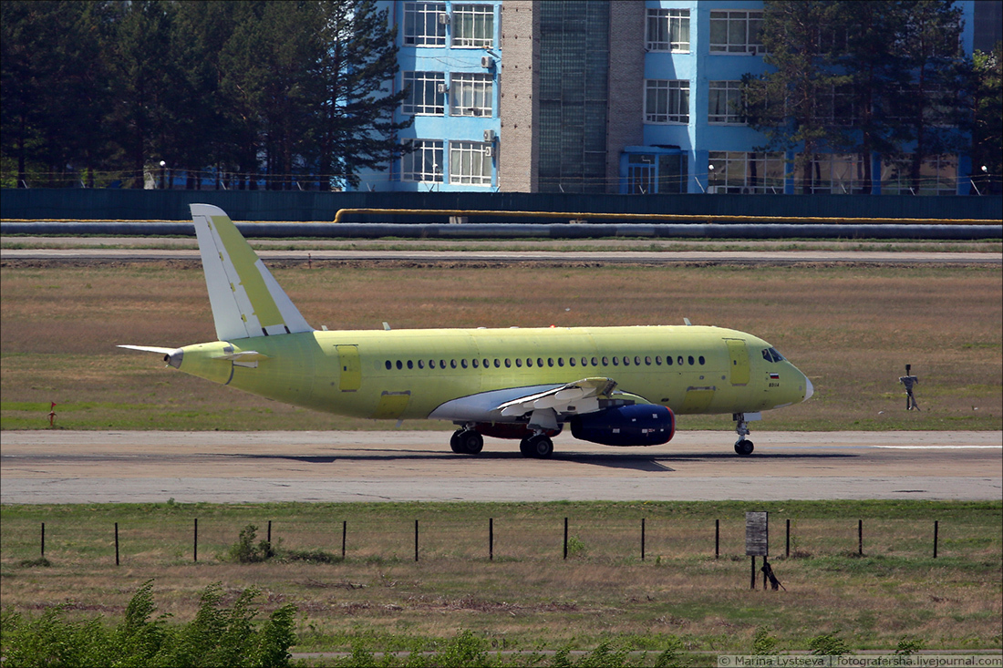 Сто шестьдесят второй оторвался!
 - Sukhoi Superjet 100, Superjet 100, Авиация, Длиннопост