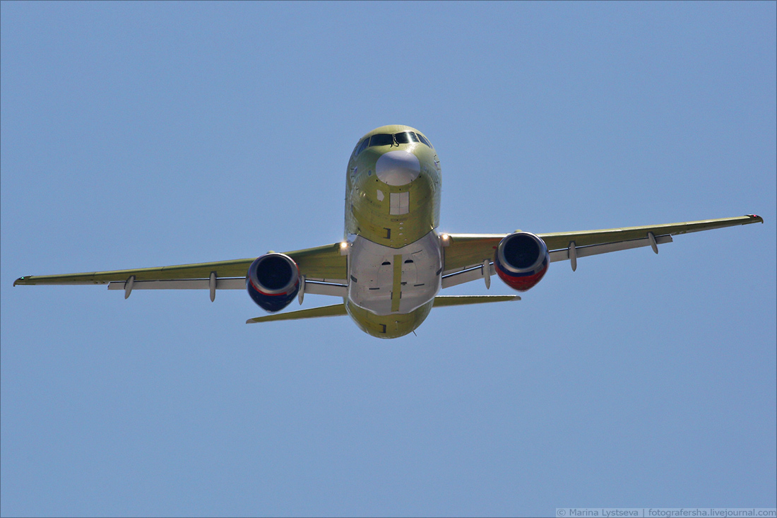 Сто шестьдесят второй оторвался!
 - Sukhoi Superjet 100, Superjet 100, Авиация, Длиннопост