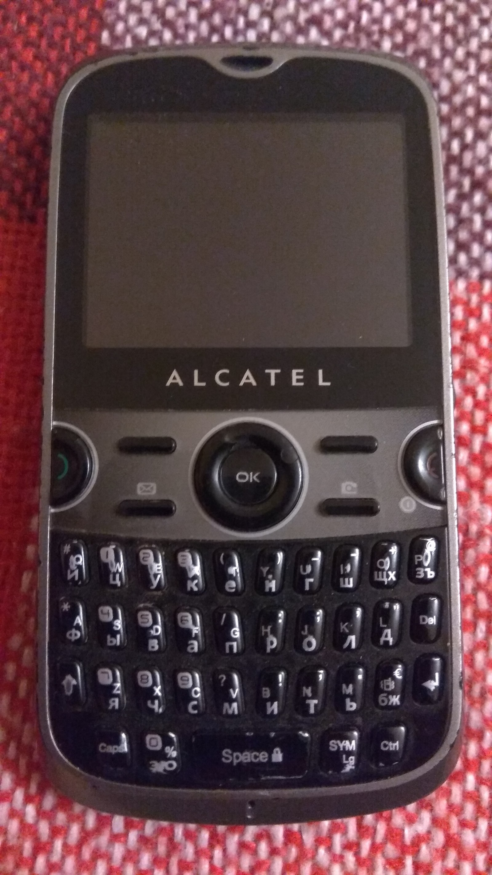 Рандомно зависает Alcatel OT-800 | Пикабу