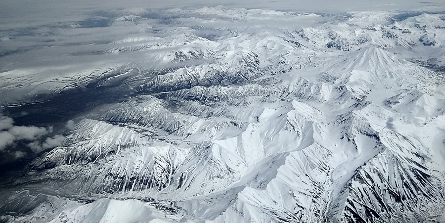 You have to run very fast to stay in place. - Kamchatka, Airplane, Time, Longpost