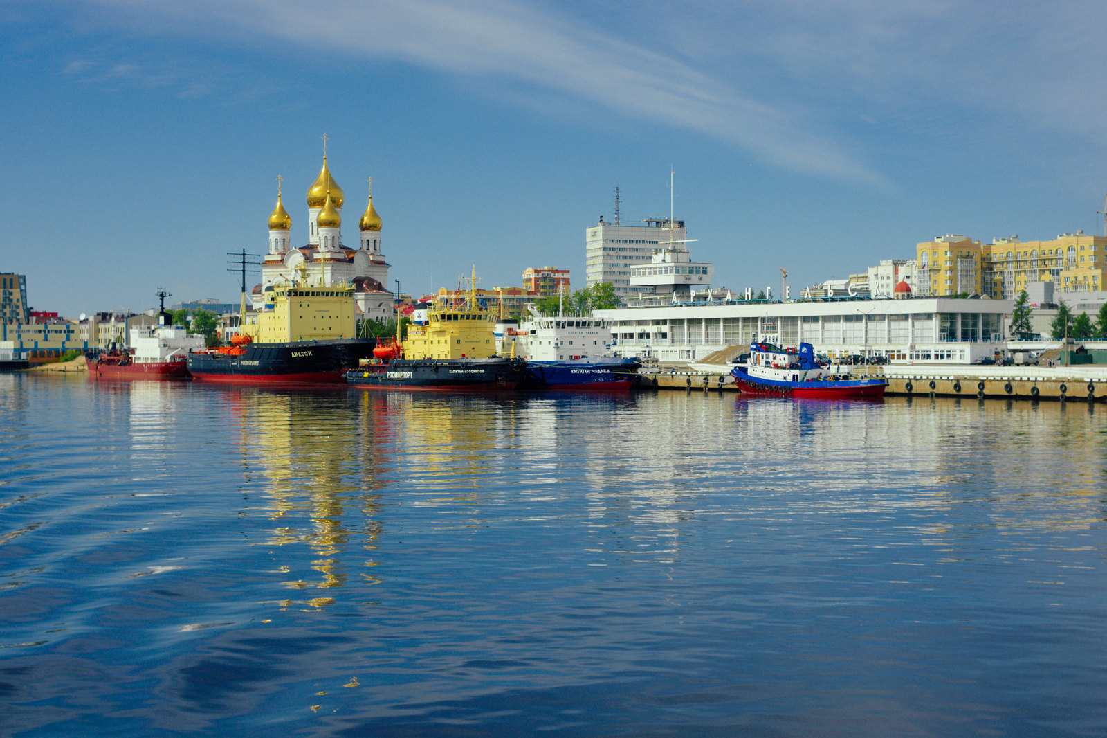 When summer is finally turned on - My, Arkhangelsk, Summer, River, Dvina, Ship, Ships, Longpost