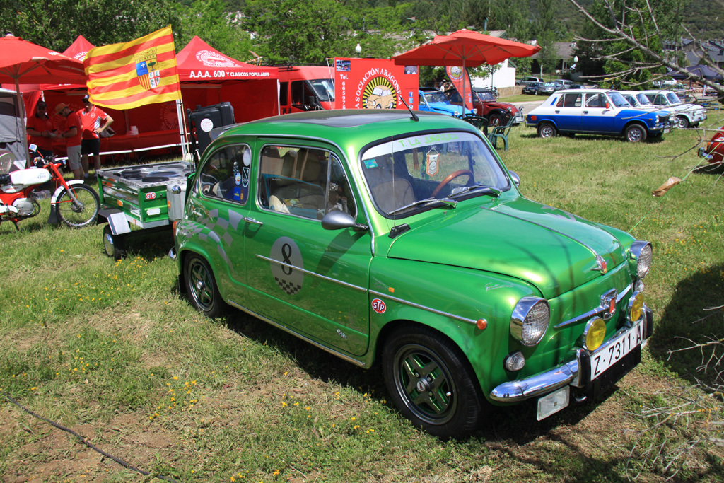 Испанская глубинка: Villanua MotorShow - Моё, Испания, Уэска, Заграница, Авто, Длиннопост, Фотография, Моё, Горы