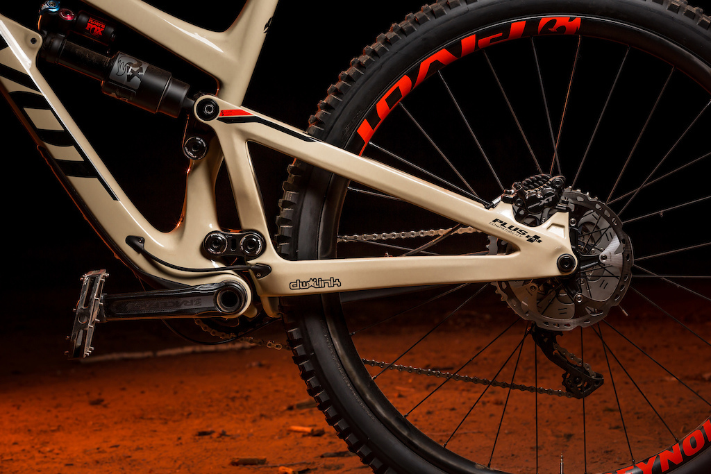 Niners attack: the new Pivot Firebird 29 - Pivot, Firebird, A bike, Niner, Dual suspension, Enduro, , Video, Longpost