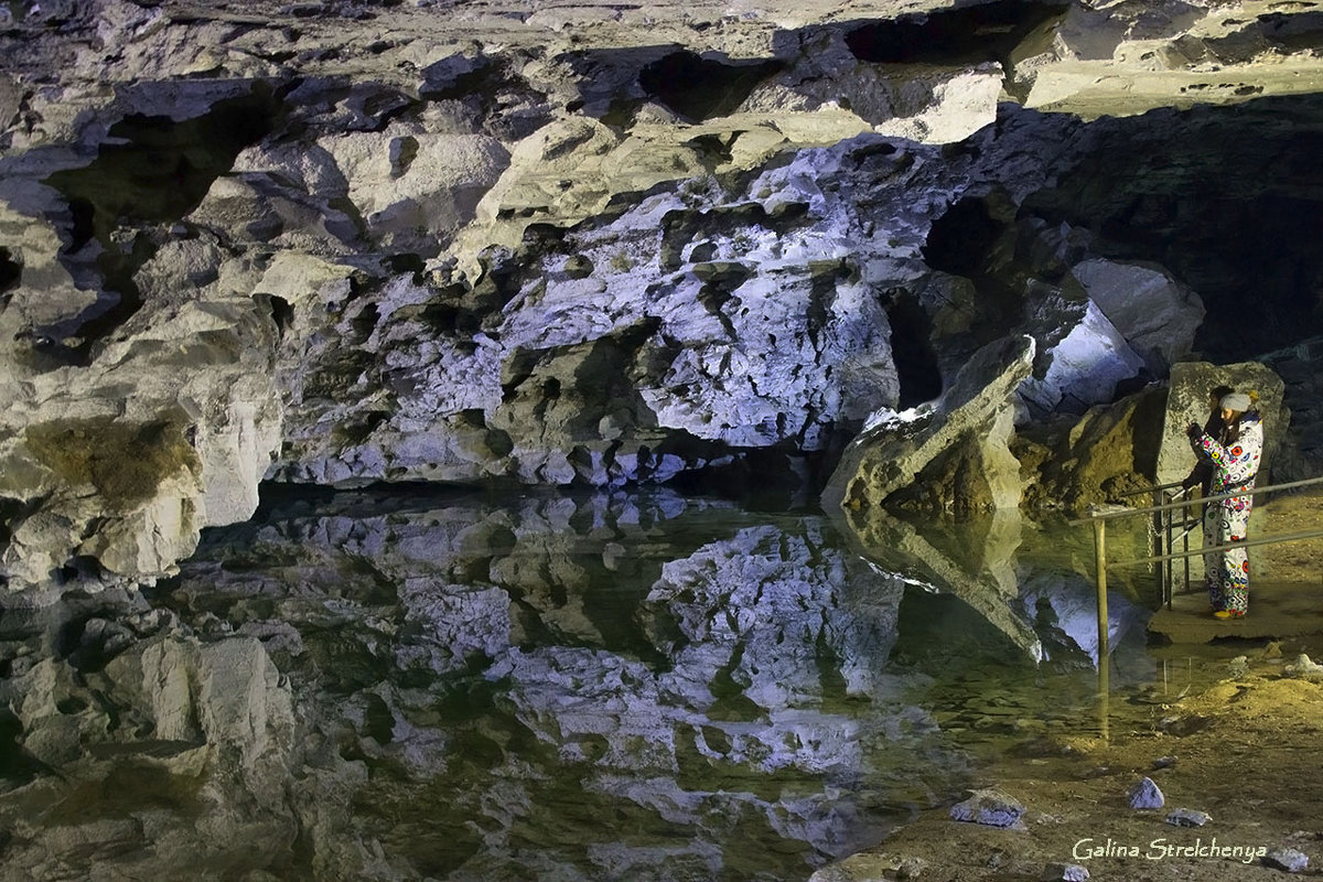 Cheerful operator or when there is no brain - My, Filming, Operator, Kungur Ice Cave, Longpost