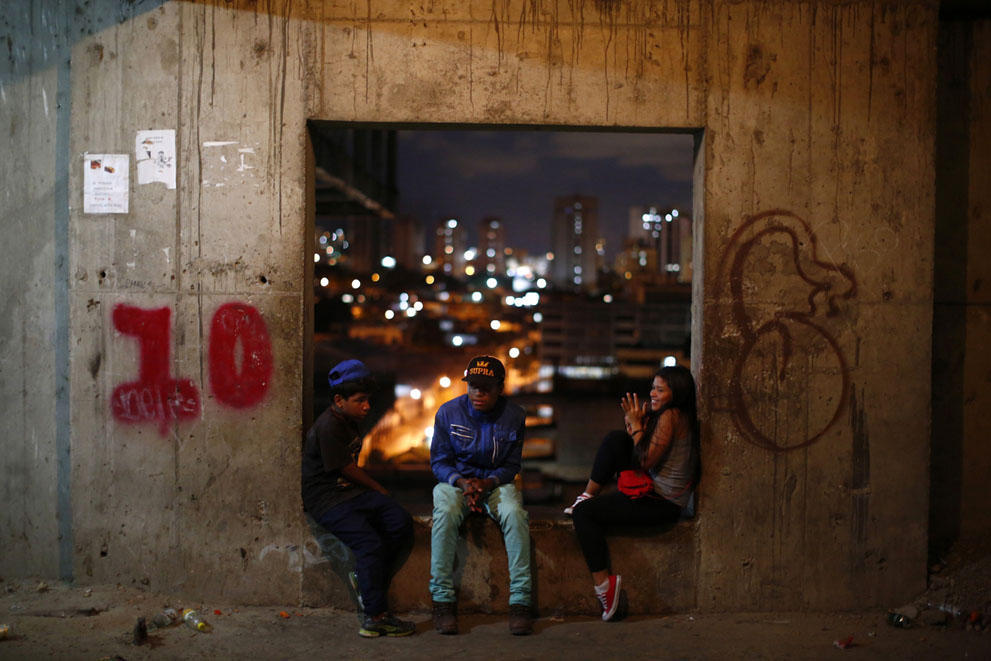 Tower of David in Caracas: the largest squat in the world - Caracas, Tower, Lodging, Squatting, Capture, Text, Longpost