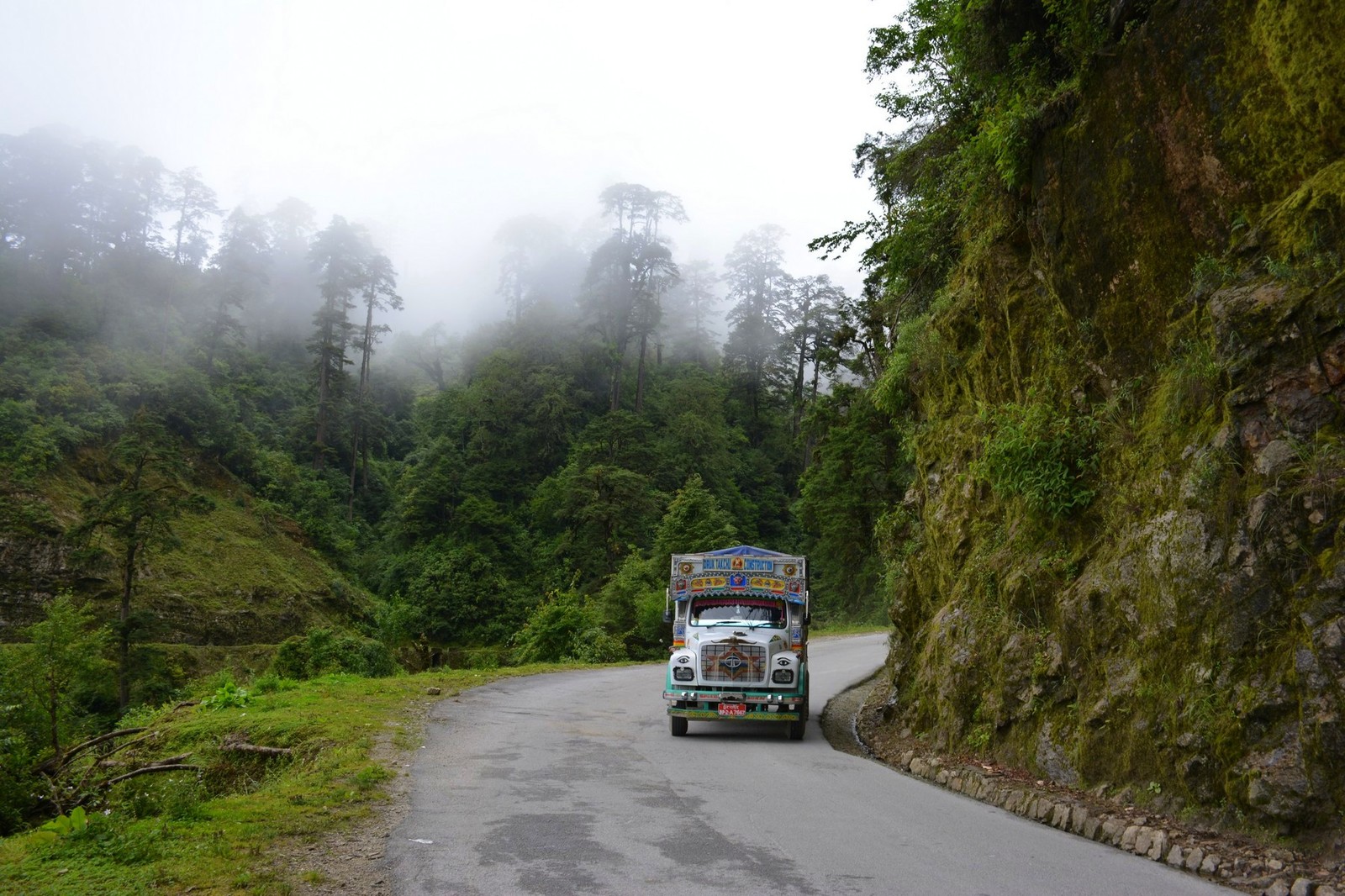 Mysterious Kingdom of Bhutan. Punakha - NSFW, My, Travels, Tourism, The photo, Bhutan, Bhutan, Longpost