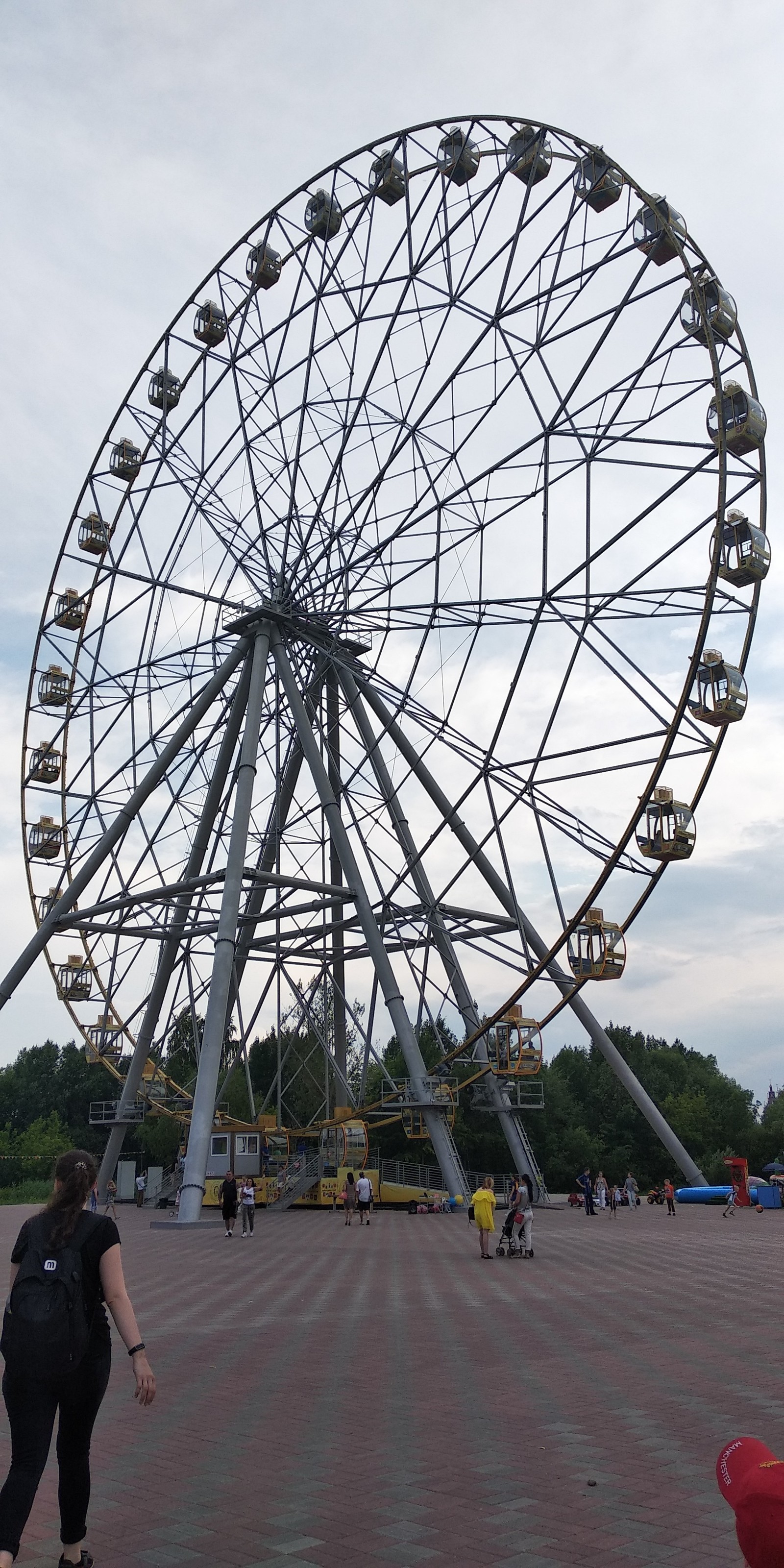 Wheel of disobedience - Ferris wheel, Yaroslavl, Longpost