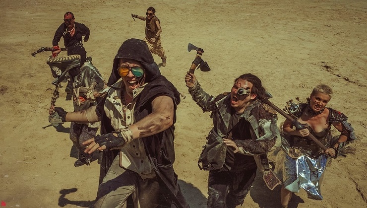 Steampunk, hang gliders and eagle owls: looking at photos of the apocalypse taken in the sands of Berezovsky - Steampunk, Apocalypse, The photo, Cosplay, Crazy Max, Longpost