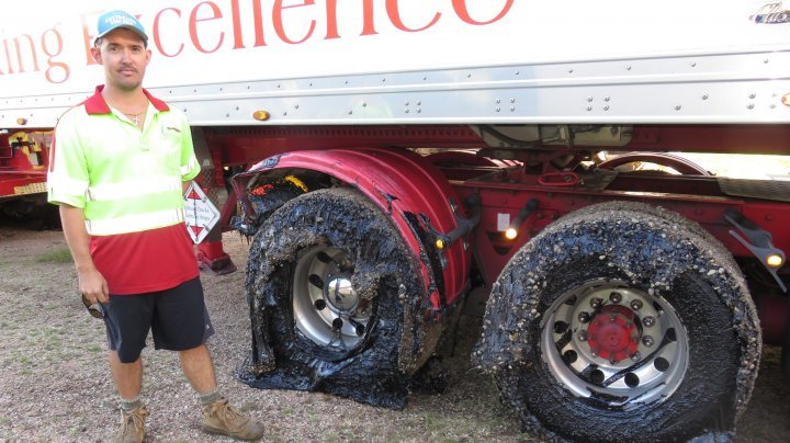 Roads melt in Australia due to heat wave - Australia, Heat, Asphalt, Fusion, Longpost