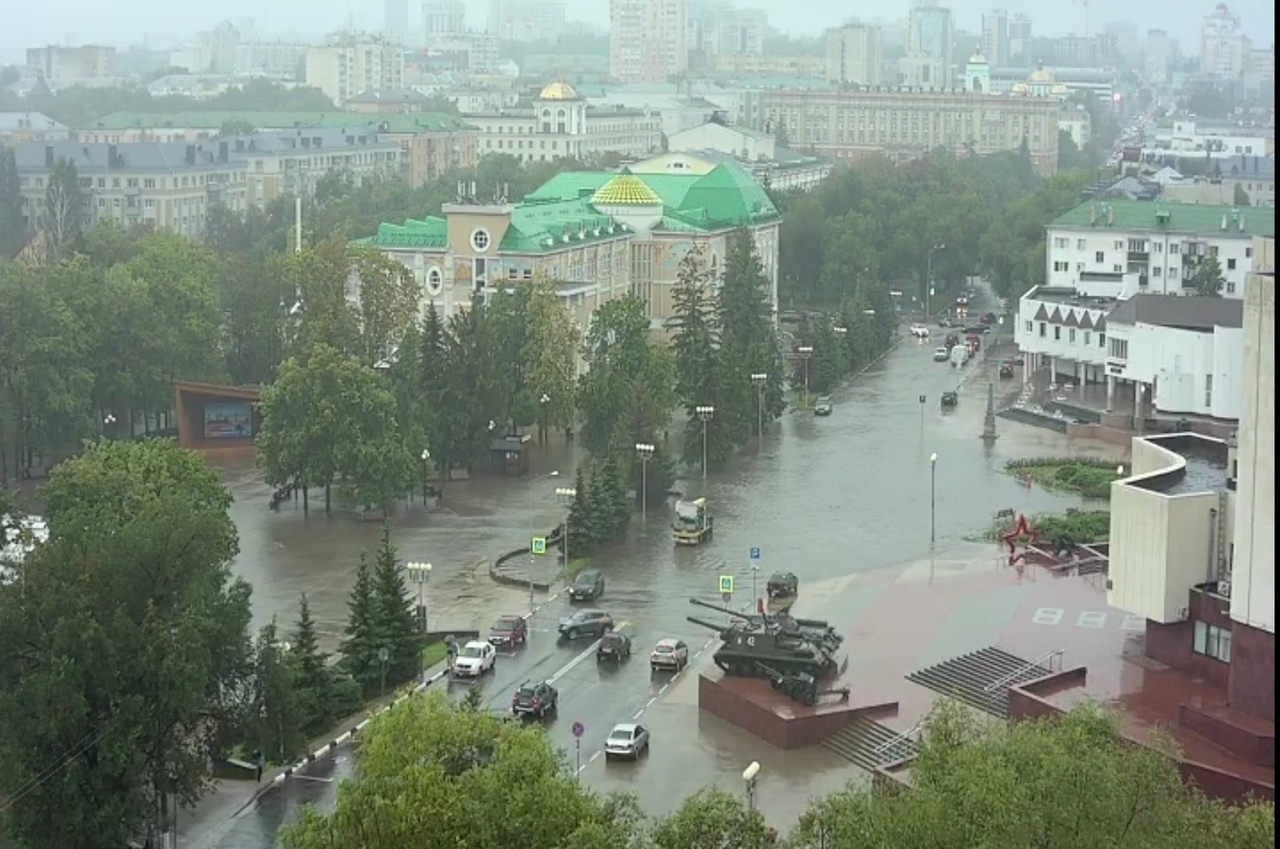 When they couldn't fly to Venice on vacation, but Venice came up on its own - Belgorod, Rain, , Video, Longpost, Flood