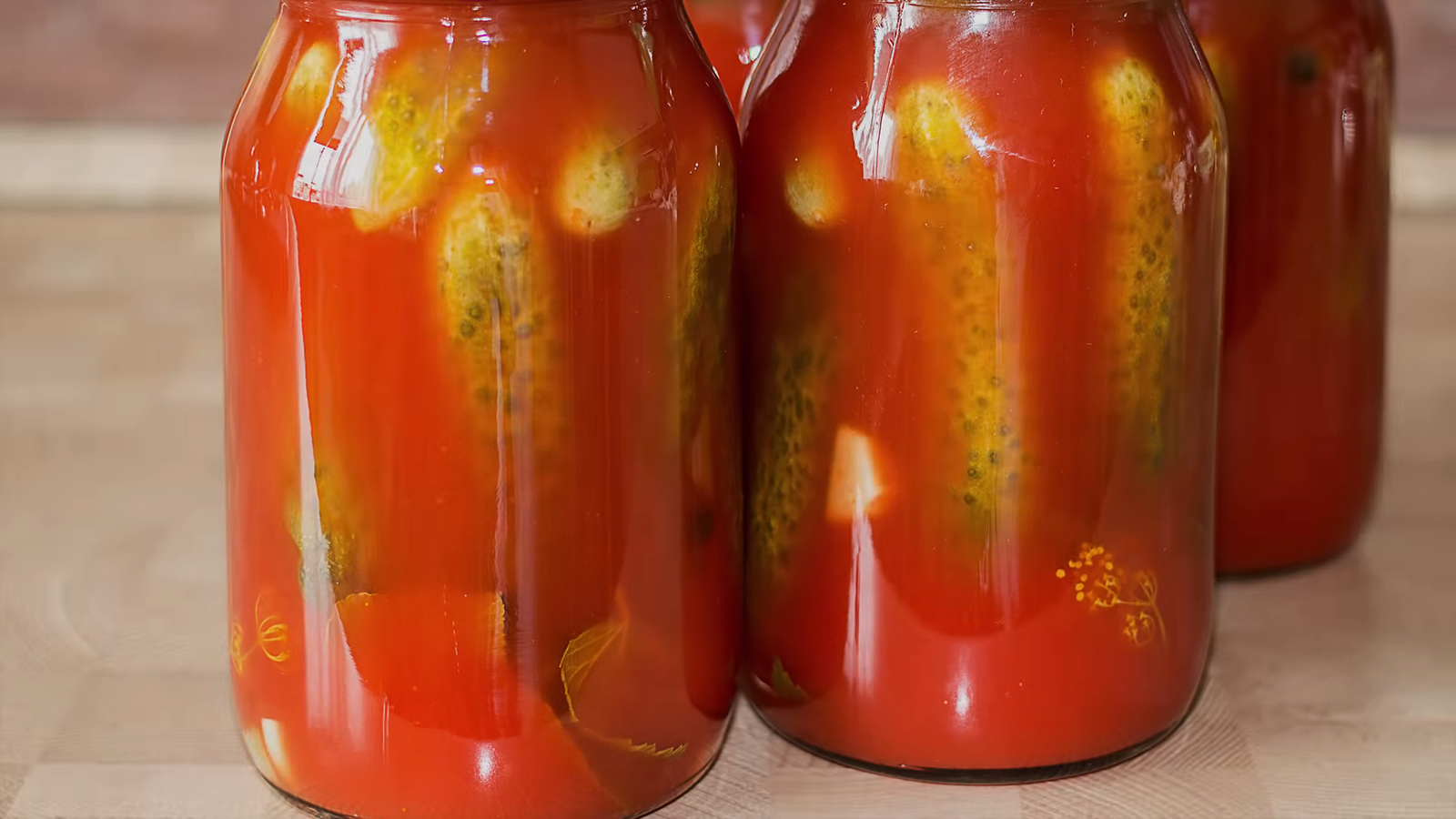 Огурцы с кетчупом чили на 1 литр - пошаговый рецепт с фото
