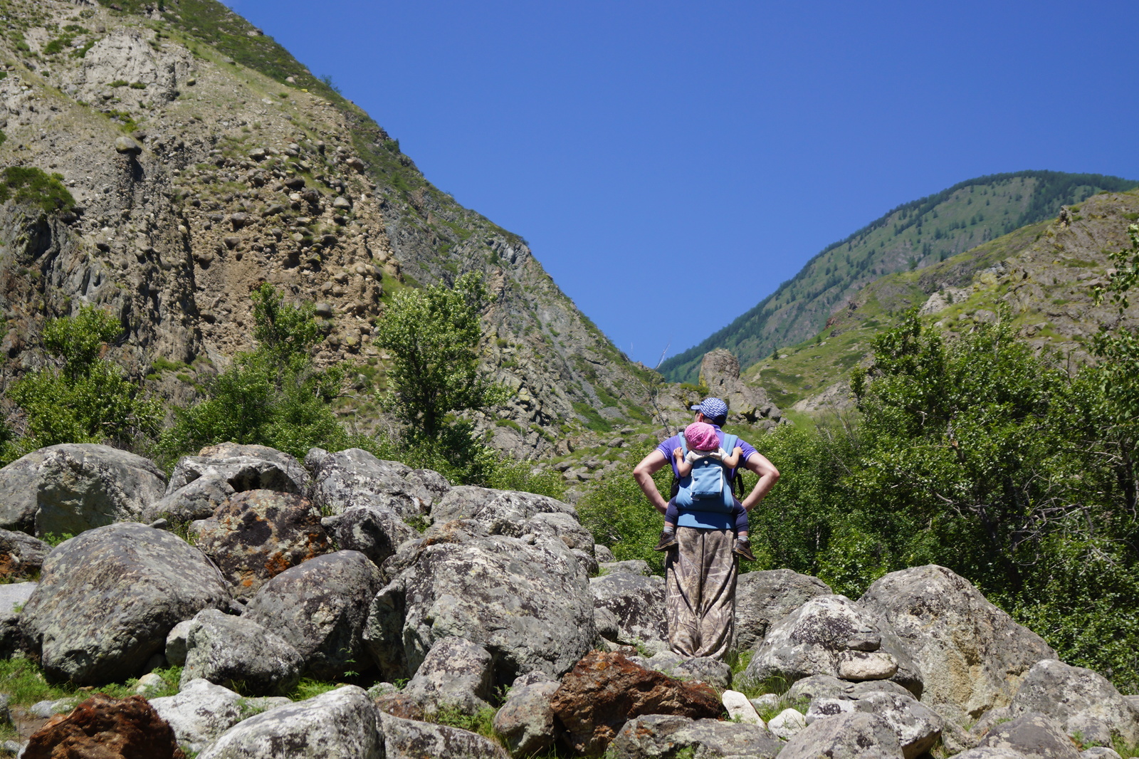 Gorny Altai with a small child. - My, Mountain Altai, Travel across Russia, Family, Vacation, Nature, , Stone mushrooms, Waterfall, Longpost, Altai Republic