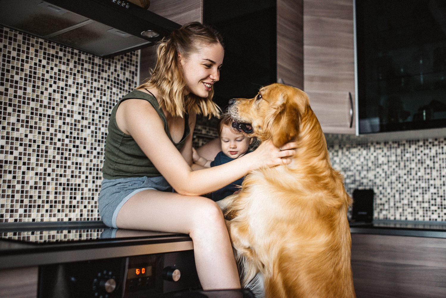 When the house is always warm and cozy. - My, My, The photo, Family photo, Golden retriever, Family, Photographer, PHOTOSESSION, Longpost