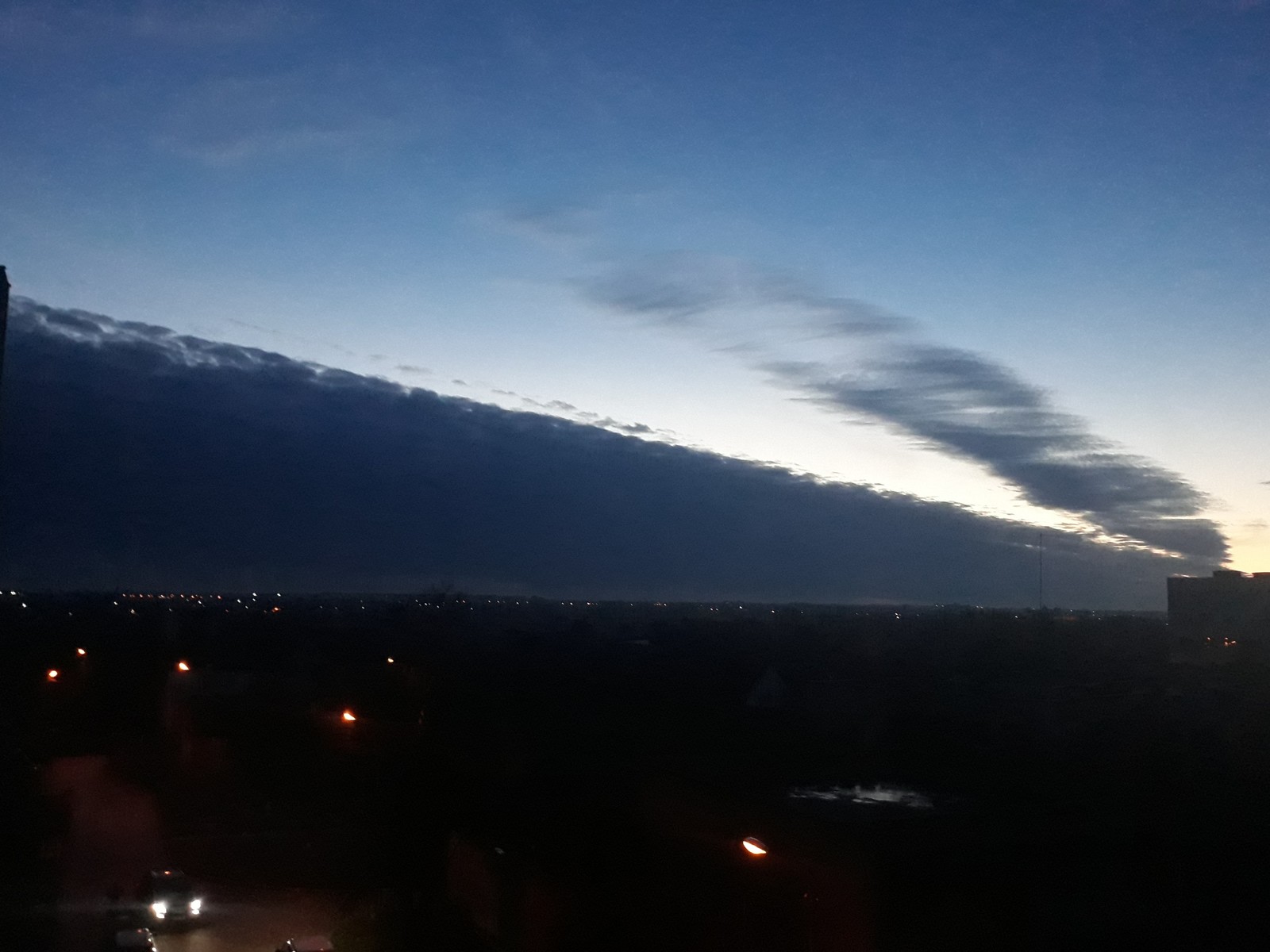 The express train goes beyond the horizon - My, The photo, Clouds, Sky