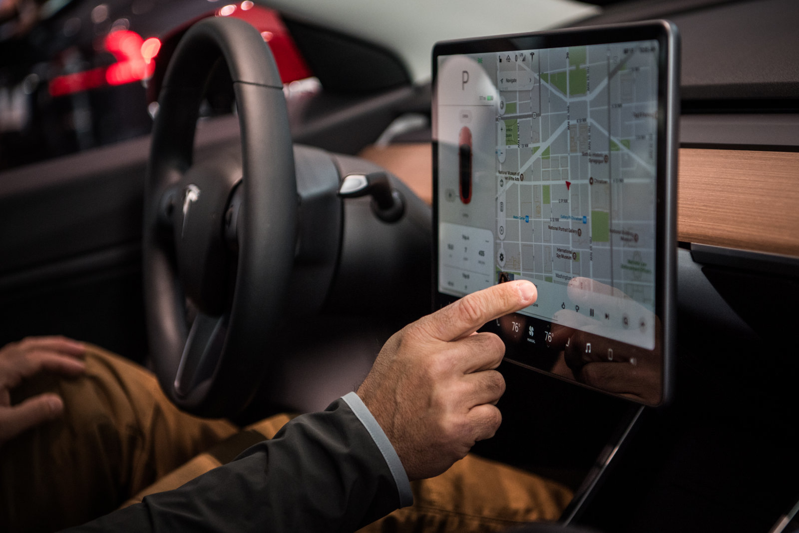 Tesla's electric vehicle software will now support games - Elon Musk, Tesla, Tesla model 3, Games, Entertainment