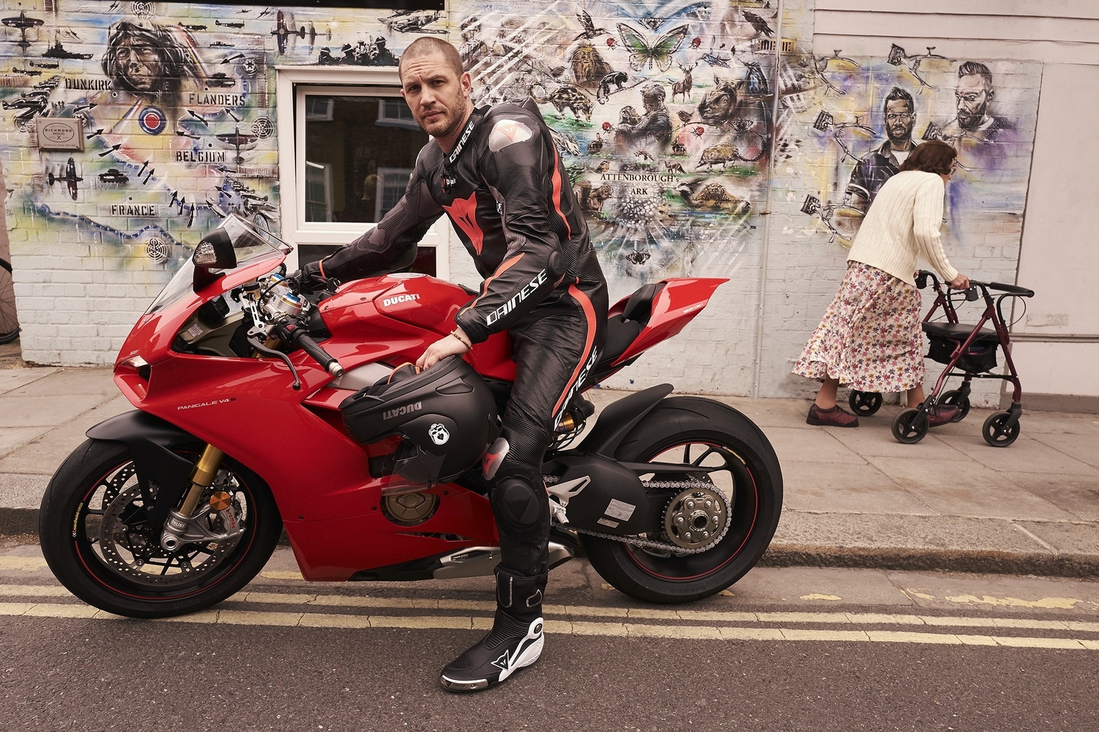 Tom Hardy in the September issue of Esquire magazine - Tom Hardy, PHOTOSESSION, Esquire, Longpost, Celebrities, Magazine, Cover, Actors and actresses