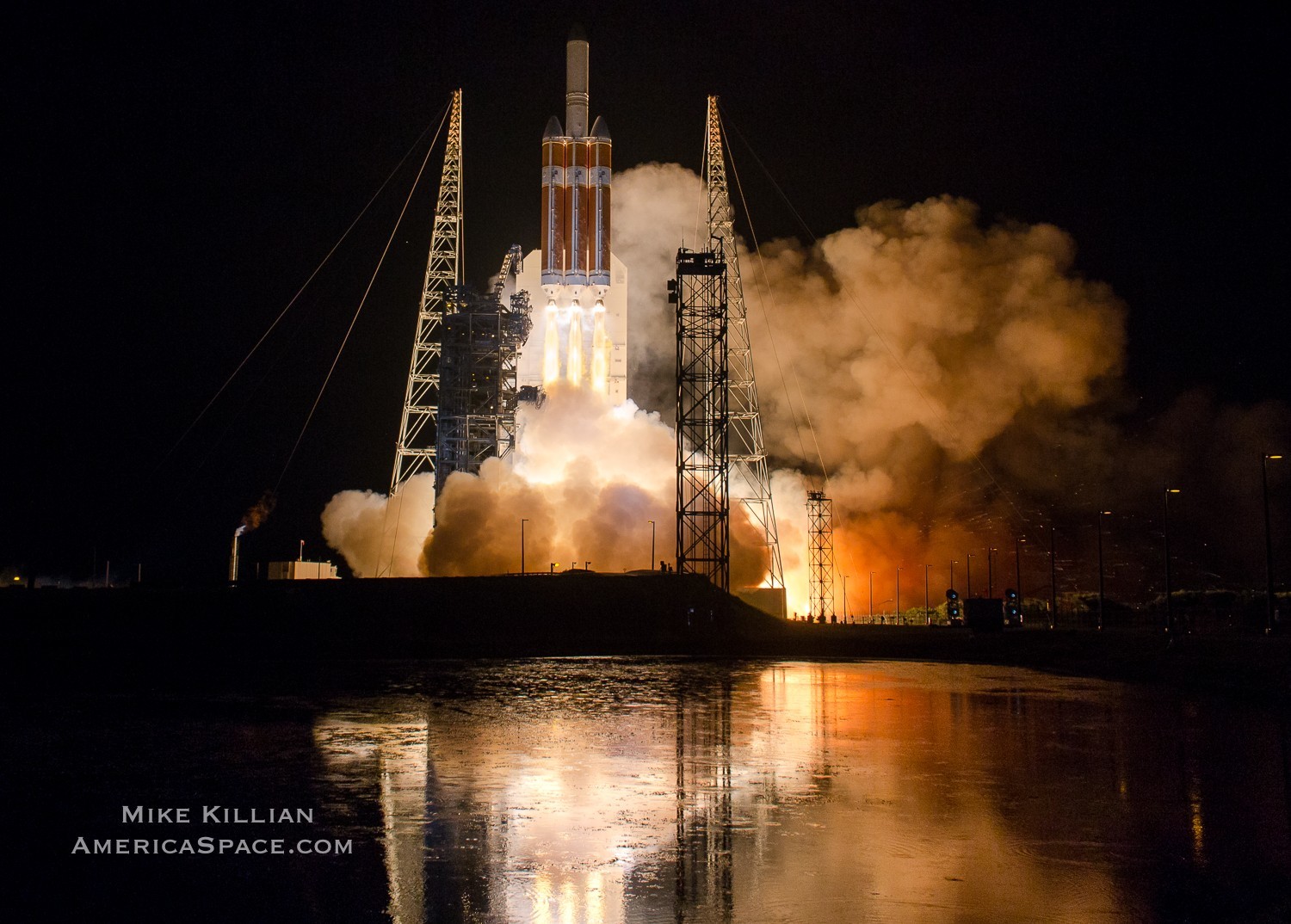 Лучшие авторские фото с сегодняшнего пуска - Космос, Солнце, Parker Solar Probe, Delta IV Heavy, NASA, Длиннопост