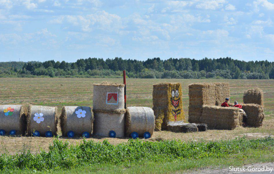 In Slutsk there is a competition of straw figures. - Straw, Competition, Republic of Belarus, Creation, Creative, Longpost