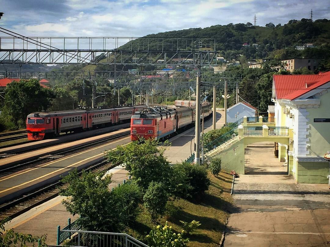 Pacific Station, Nakhodka - A train, Ocean, Find