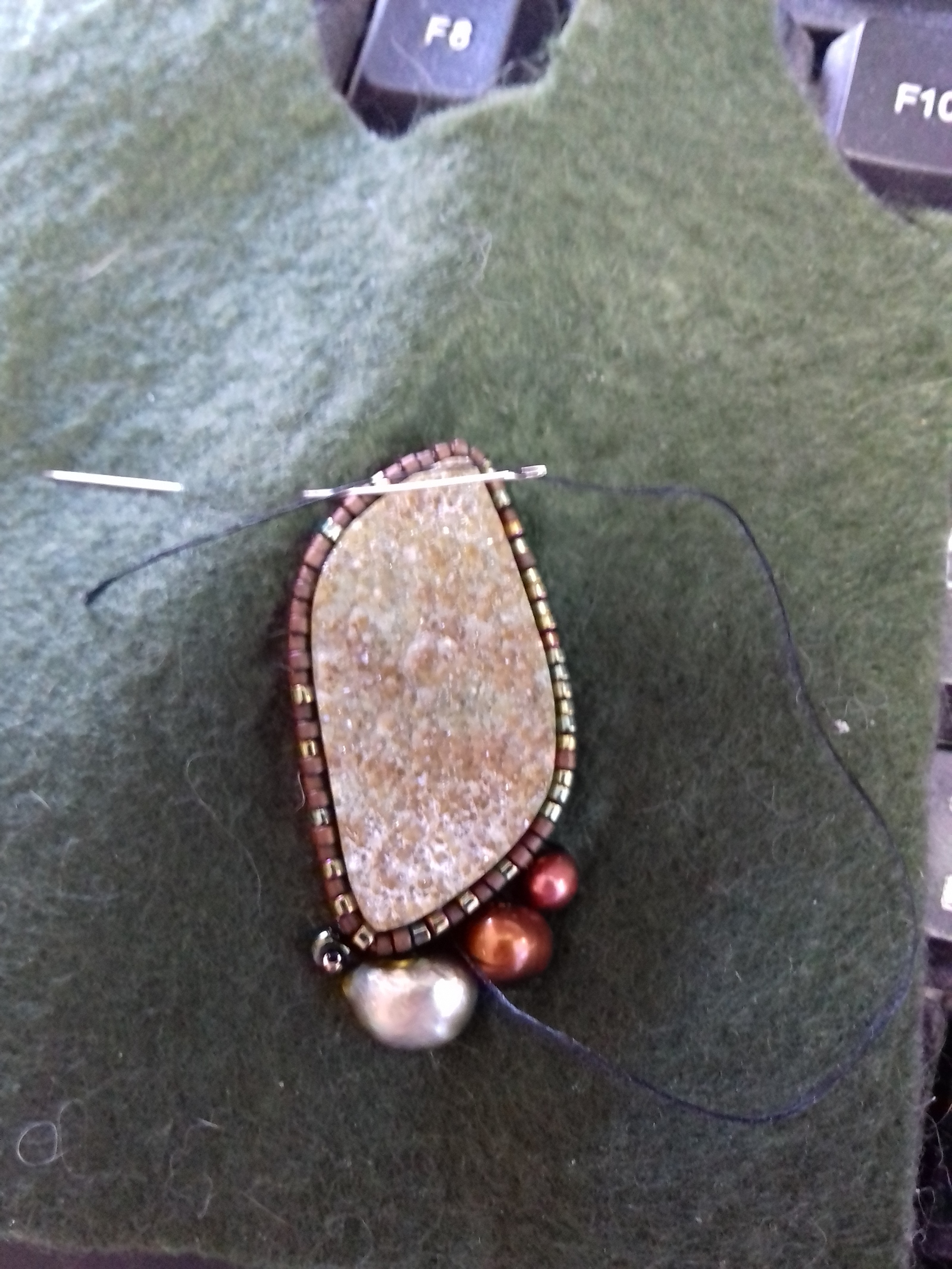 How I made the brooch. - My, Beading, Beads, , Needlework with process, Handmade, Brooch, Beadwork, Longpost