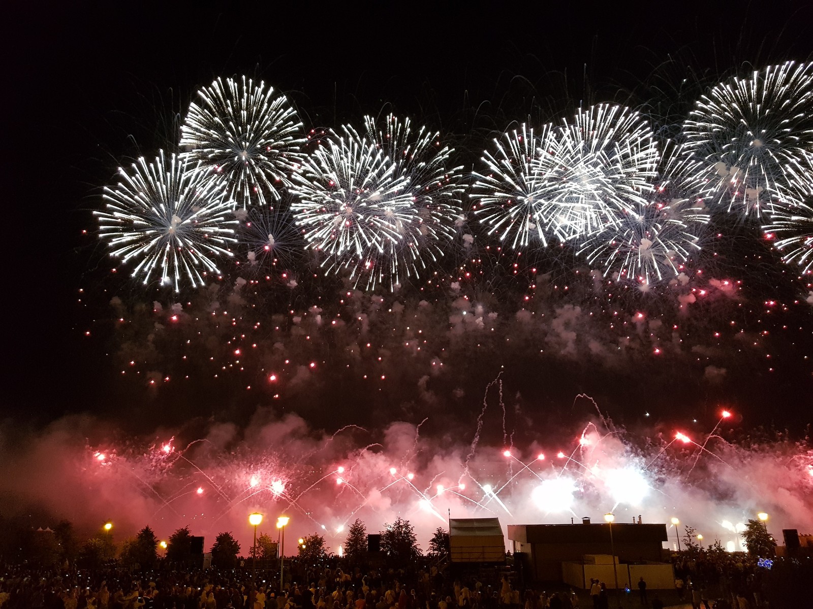 Fireworks Festival in Moscow - My, The photo, Fireworks, The festival, Samsung, Longpost