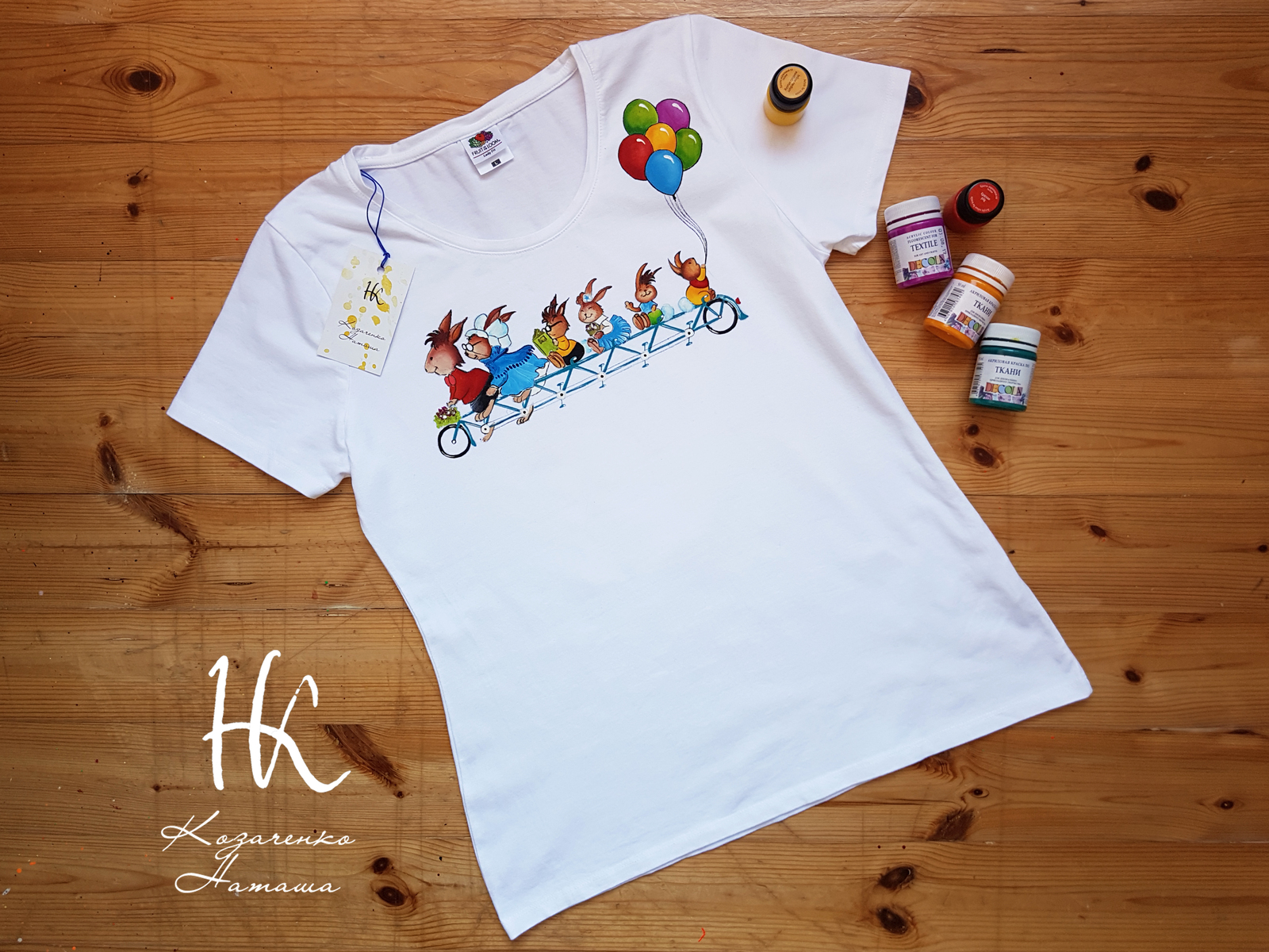 hand painted bunnies - My, T-shirt, Painting, Painting on fabric, Hare, Air balloons, Art, Acrylic, Children's literature