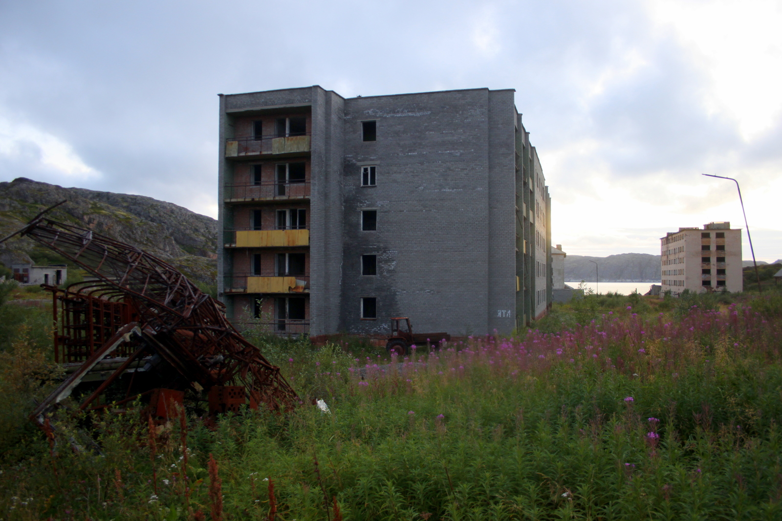 Abandoned village of Port Vladimir - My, , Kola Peninsula, Travels, Forlorn, Village, Longpost