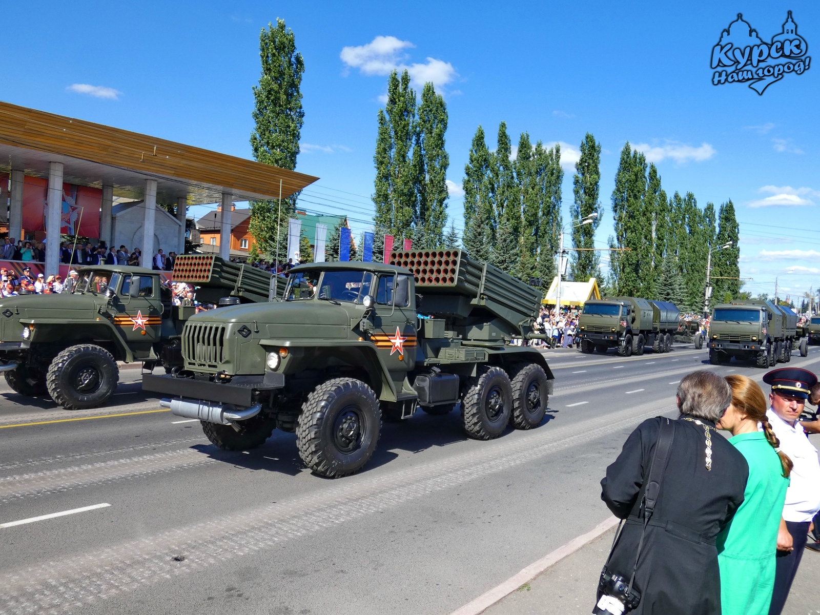 Военный парад в честь 75-летия победы в Курской битве | Пикабу