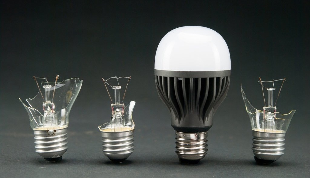 From September 1, the production of halogen lamps will be banned in Europe - Europe, Ban, LEDs, Bulb, Saving, Electricity