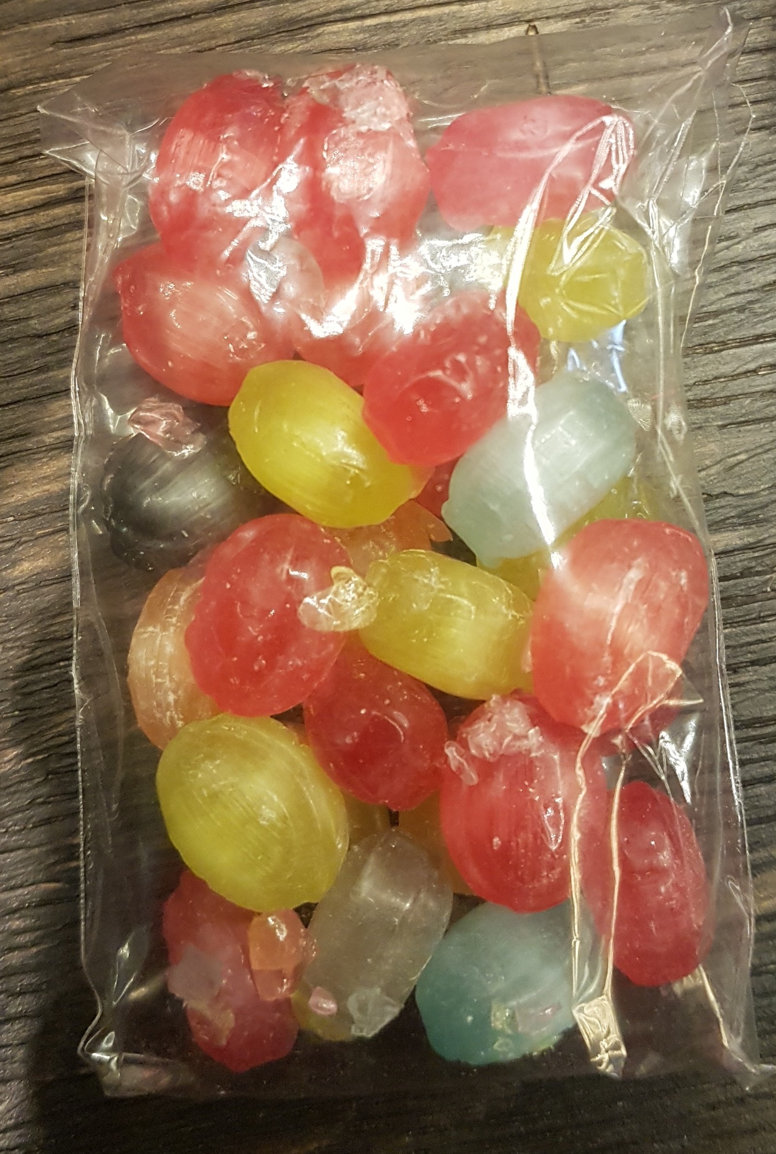 Ugly lollipops or how to throw away your money - My, Lollipop, Jelly beans, Deception, Disgusting, Purchase, Candy, Longpost