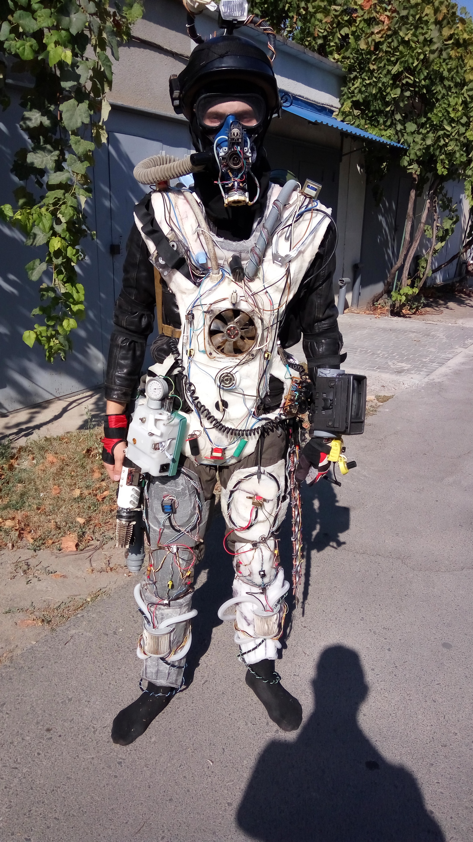 Trash Cosplay - My, Fallout, Cosplay, Apocalypse, Cyberpunk, Radio electronics, Longpost