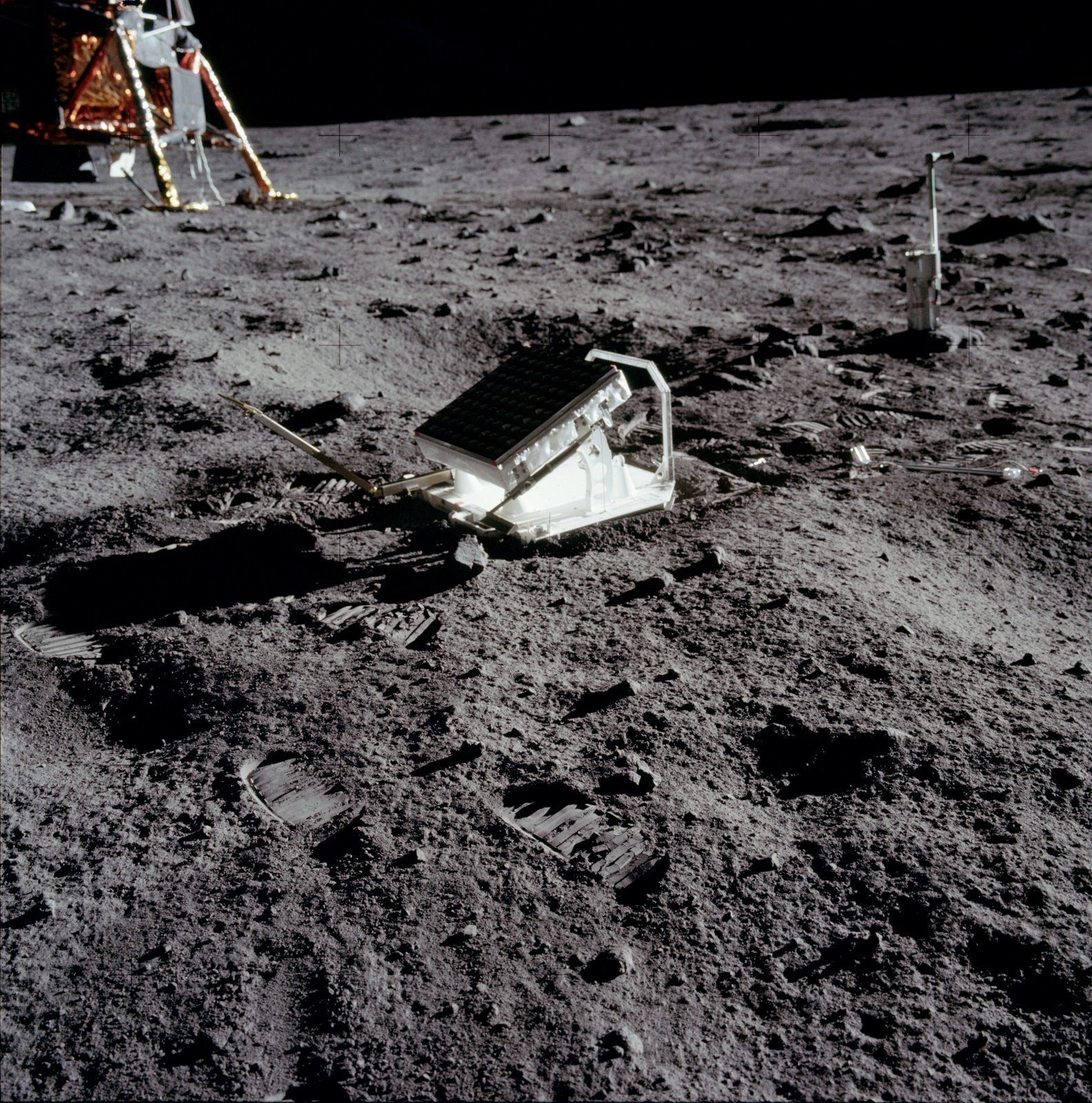 Photos from the Moon. Part 3 - moon, Apollo, The photo, Space, Longpost, USA, NASA