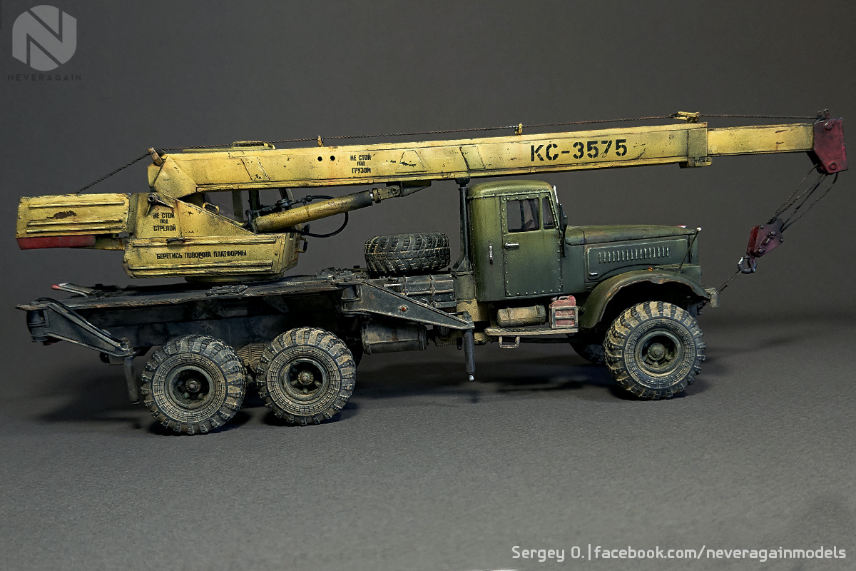 Truck crane KS-3575 (255B1) in scale 1:43 - My, Modeling, Stand modeling, Truck crane, Scale model, 1:43, , Kraz, Longpost