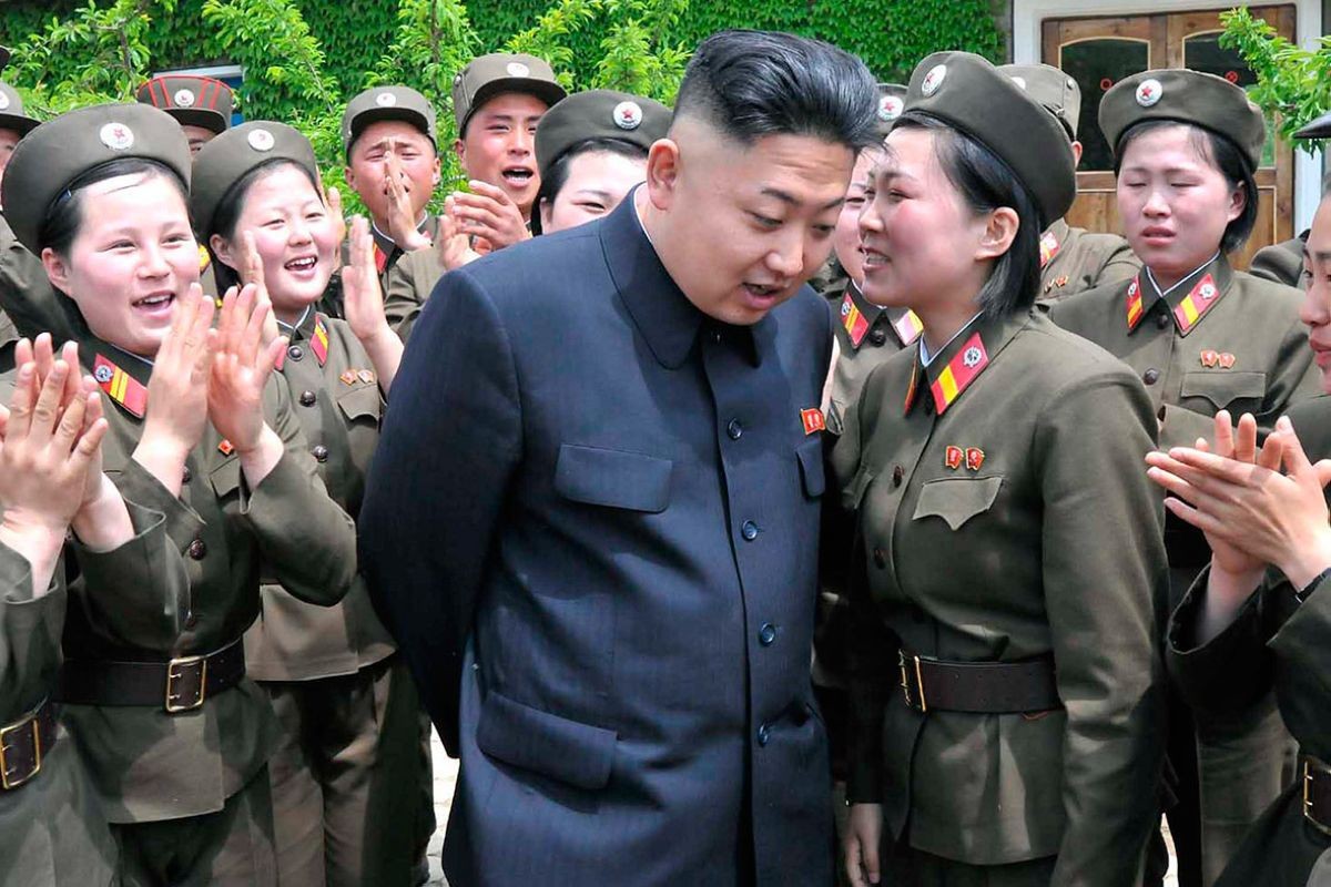 North Korea is a unique and highly controversial country. Everyone thinks that people live there like in a prison, but in fact they are happy. - North Korea, Happiness, Leader, Longpost, The photo