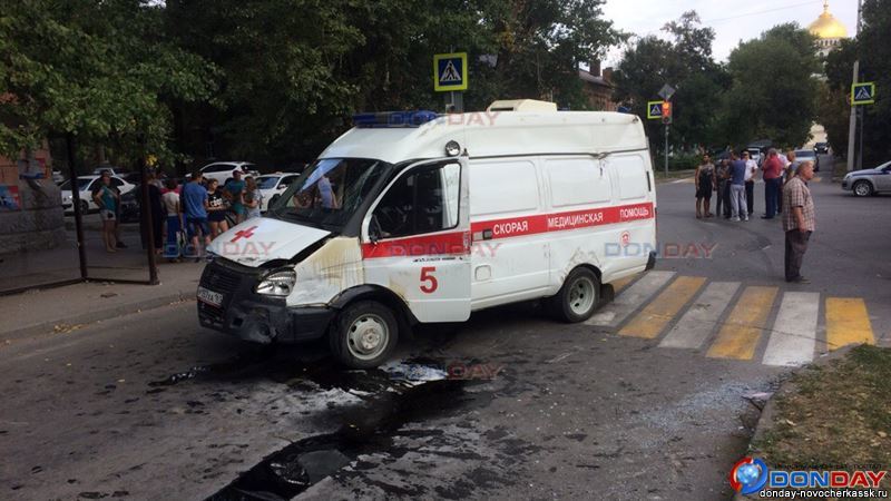 In an accident with an ambulance, they are trying to make the driver of the joint venture guilty !!! - My, Road accident, Ambulance, Racer, , Longpost, Video, Negative, Novocherkassk, No rating, Racers