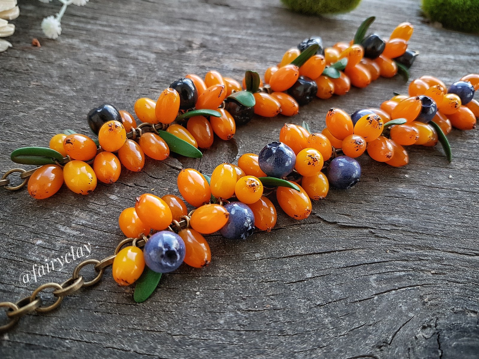 Sea buckthorn from polymer clay. - My, Sea buckthorn, Polymer clay, Needlework without process, Decoration, Longpost