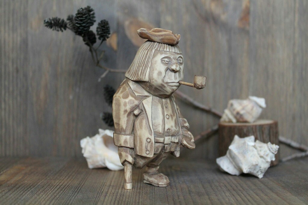 Pirate John Silver. Wood figurine. - My, First post, Wood carving, Treasure Island, Longpost