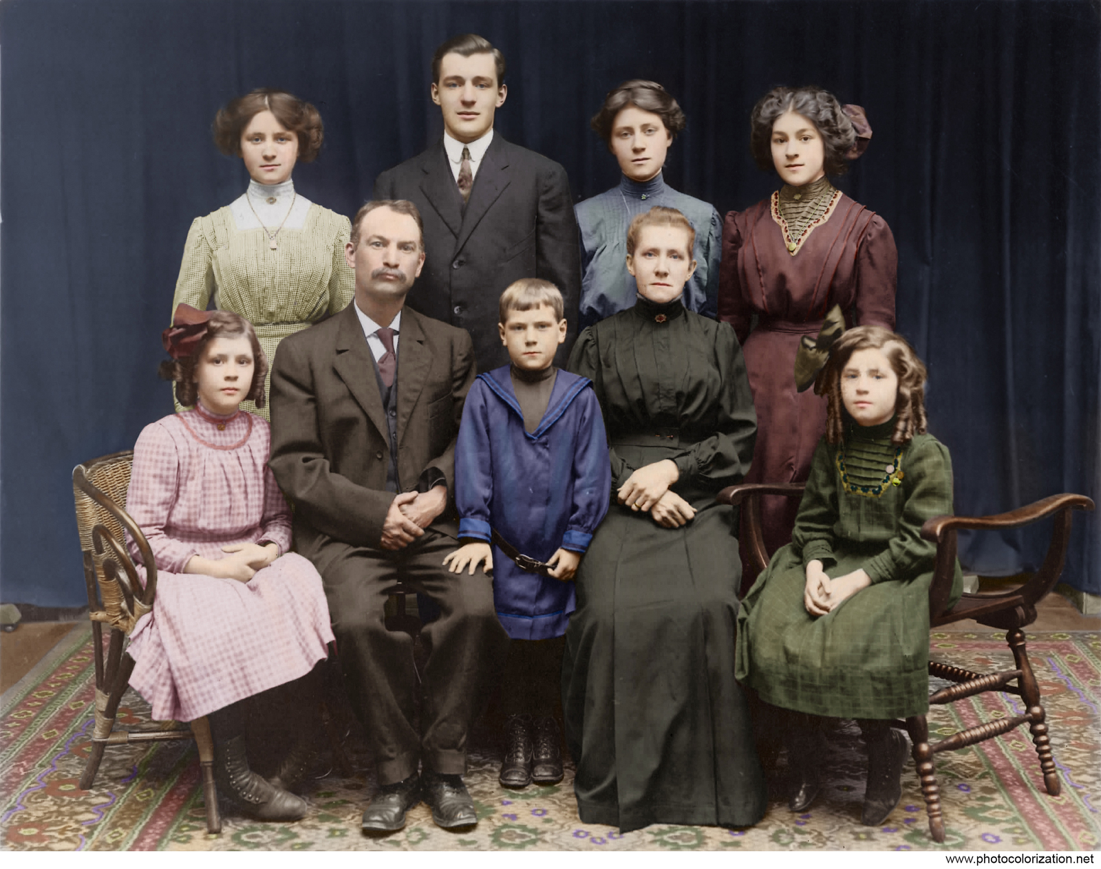 Restoration and colorization of a family photo from 1910 - My, Colorization, Family photo, Photo restoration