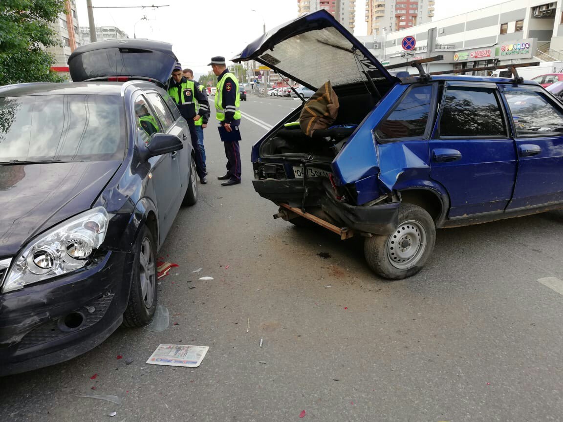 Unsuccessful run. - My, Road accident, Kazan, Crash, Video, Longpost